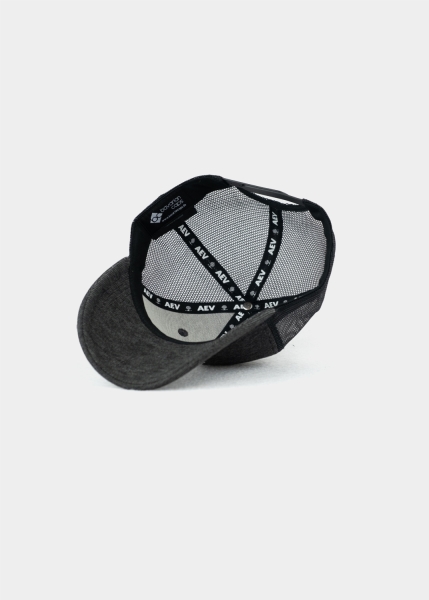 Black curved hat discount